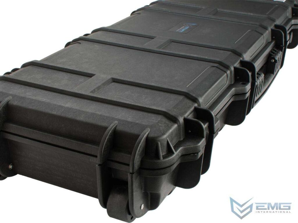 Estuche Duro de 109 cm para Airsoft y Armas, con Llantas y Espuma Anti Impactos EMG Transporter (Color: Negro Mate) - Imagen 4