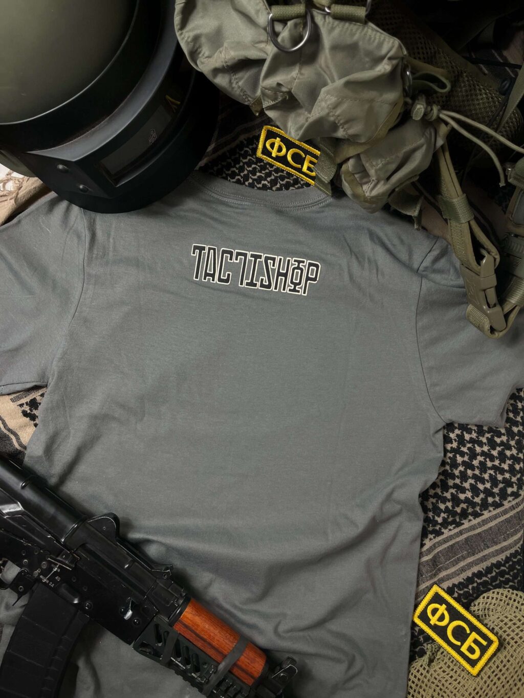 T-Shirt con Diseño Original "Давай" by Arth Peralta (Gris) - Imagen 2