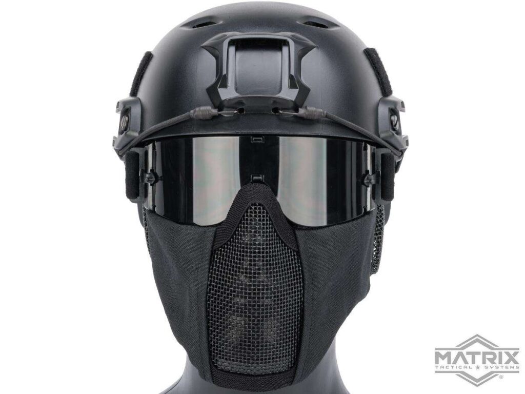 Máscara de Malla con Protección de Orejas Matrix "Carbon Striker" (Color: Negro) - Imagen 4