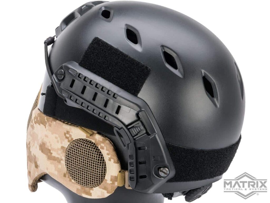 Máscara de Malla con Protección de Orejas Matrix “Carbon Striker” (Color: AOR1) - Imagen 2