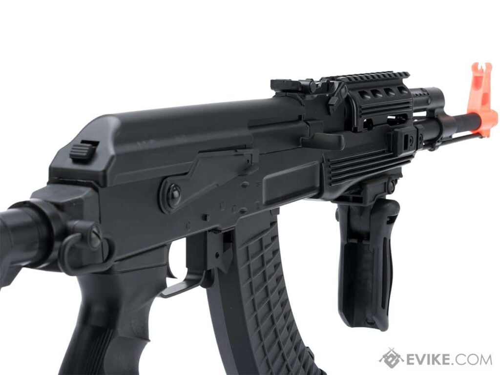AK47 CYMA Sport Tactical AEG para Airsoft con Culata Retráctil y Empuñadura Vertical - Imagen 4