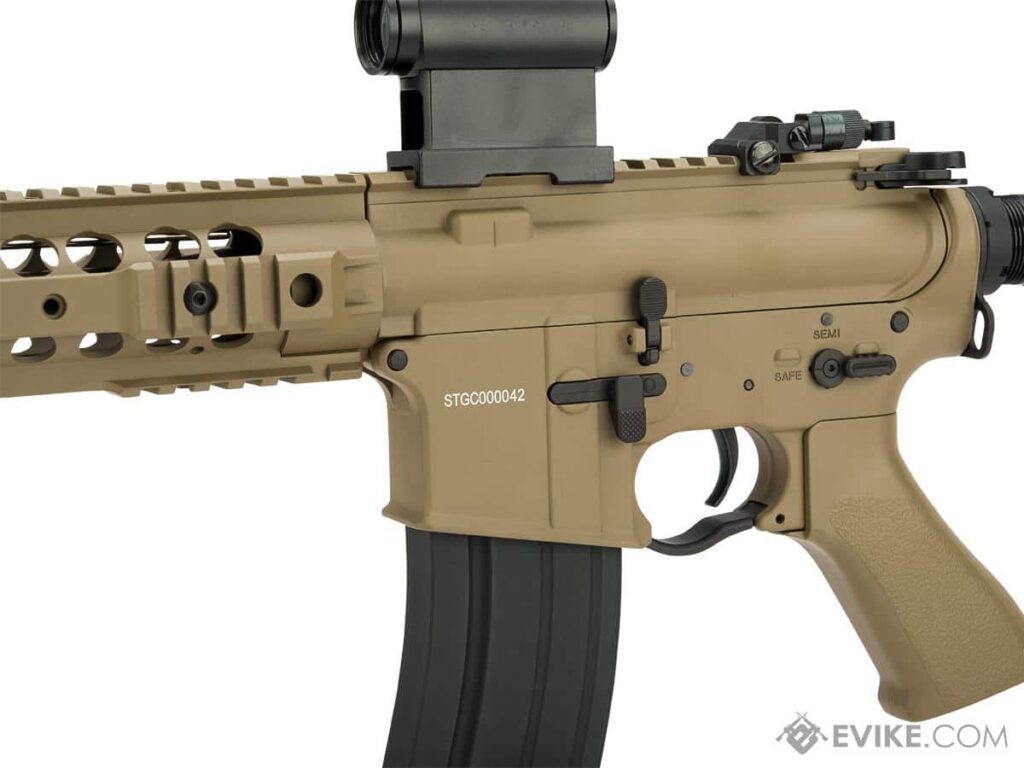 M4 CYMA Sport Full Metal de 13" con Guardamanos Modular UX para Airsoft (Color: Tan) - Imagen 5