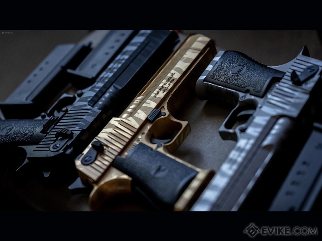 Desert Eagle Dorada Metálica para Airsoft con Retroceso (Cargador: CO2) - Imagen 7