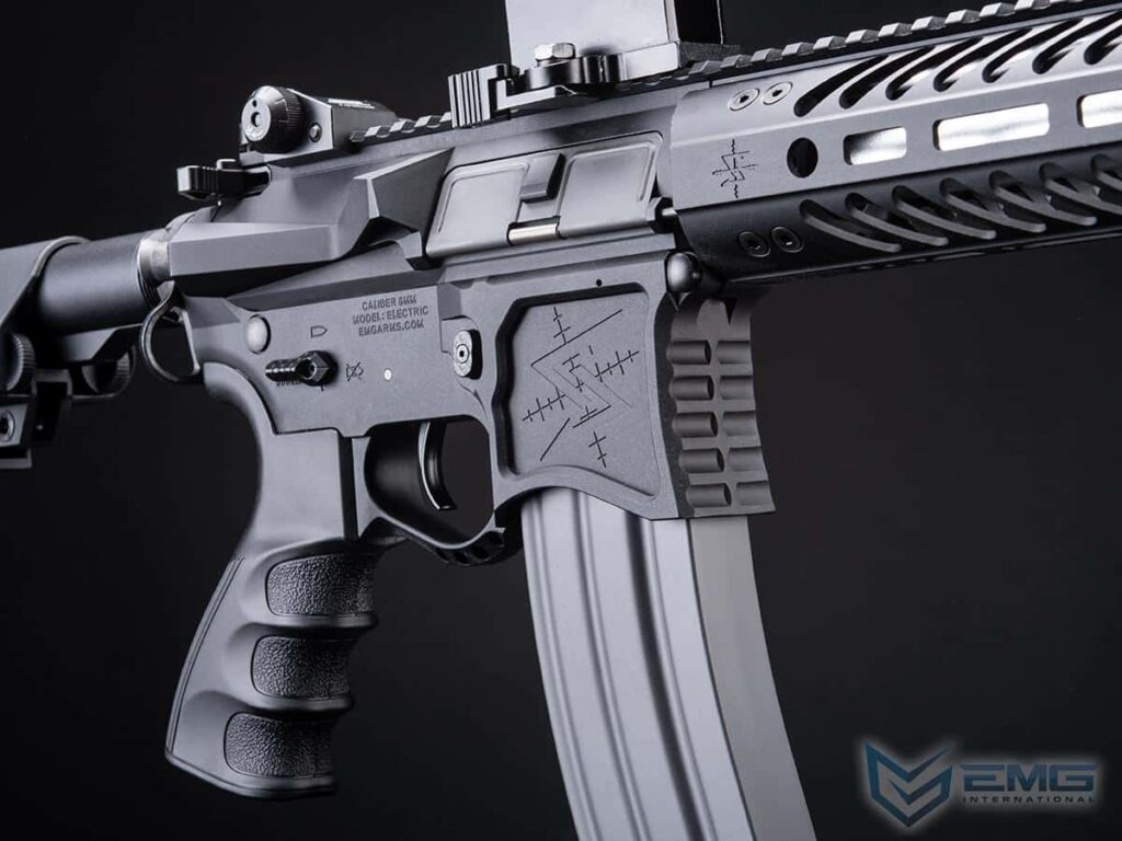AR-15 SP223 EMG con Licencia de Seekins Precision para Airsoft (Color: Negro / M-LOK) - Imagen 6