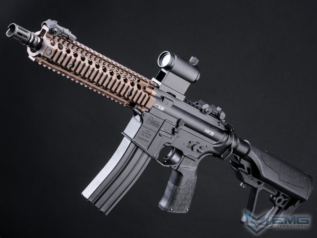 DDMK18 Daniel Defense con Retroceso y Gatillo Electrónico por ICS para Airsoft (Modelo: Negro/Dark Earth) - Imagen 1