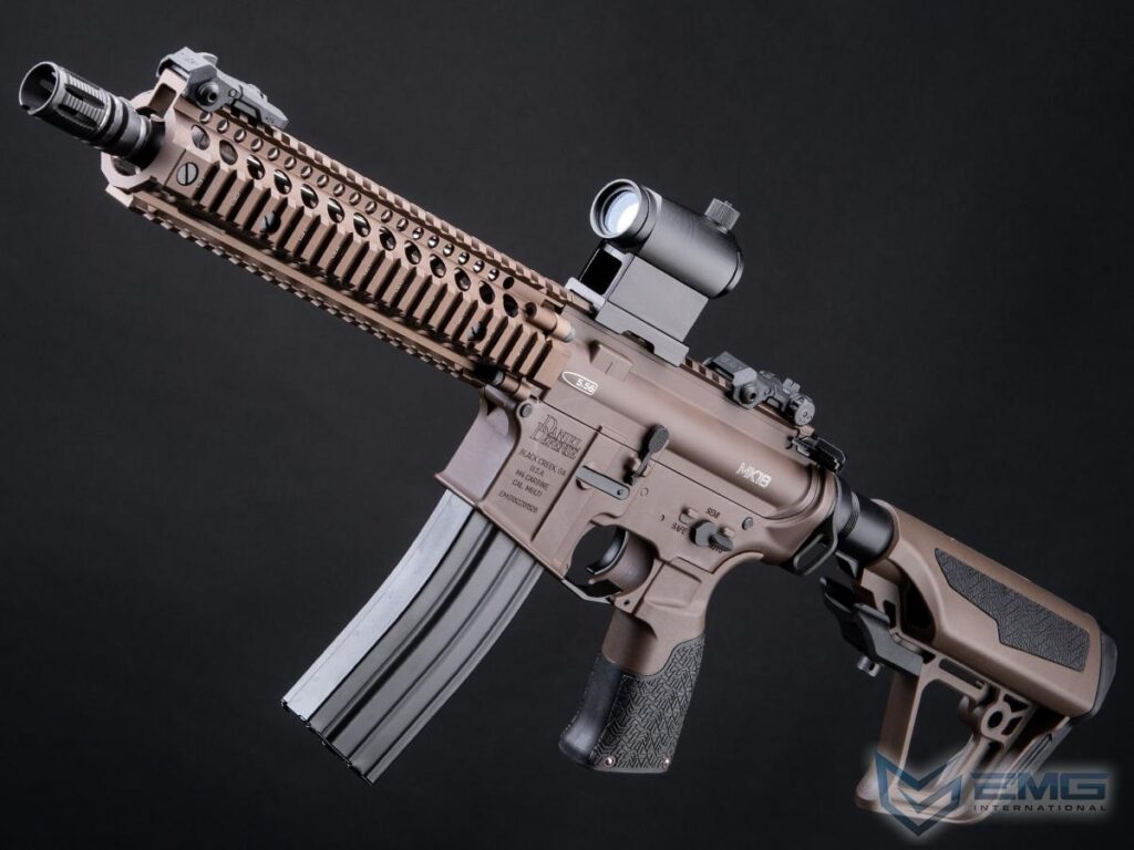 DDMK18 Daniel Defense con Retroceso y Gatillo Electrónico por ICS para Airsoft (Modelo: Dark Earth / 400 FPS) - Imagen 1