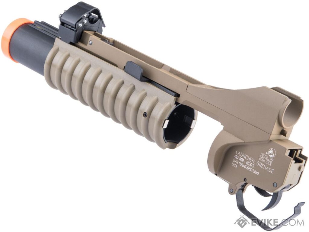 Lanzagranadas M203 Licenciado por Colt para Rifles Airsoft M4 / M16 con Cañón de Metal (Color: Dark Earth / Corto) - Imagen 3