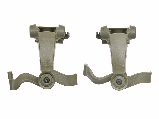 m16plus-fg_1 Par de Adaptadores de Casco M16A para Auriculares Earmor™ M31 y M32 (Color: Verde Olivo) - Imagen 1