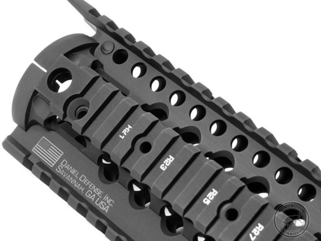 Sistema de Riel Omega Madbull con Licencia Daniel Defense para AEG de Airsoft (Dark Earth / 7") - Imagen 7
