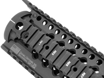 Sistema de Riel Omega Madbull con Licencia Daniel Defense para AEG de Airsoft (Dark Earth / 7") - Imagen 7