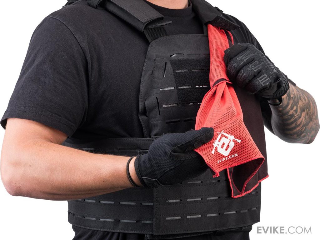 Trapo Rojo "Dead Rag" Milsim Ligero de Evike para Airsoft (Tipo: Magic Ice Cooling Towel) - Imagen 7