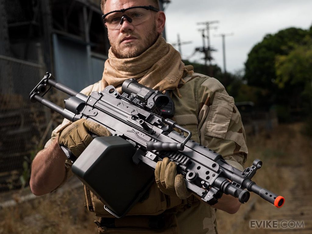 Ametralladora FN M249 MINIMI "Peso Pluma" de Cybergun para Airsoft (Modelo: Para / 400 FPS) - Imagen 6