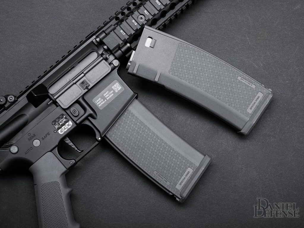 Réplica MK18 SA-E19 EDGE con MOSFET HAL 2 Specna Arms / Daniel Defense (Color: Negro) - Imagen 7