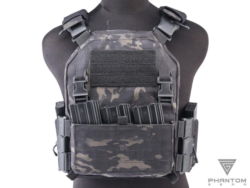 Portaplacas con Sistema de Hebillas Magnéticas QD “Polarity” de Phantom Gear® (Color: Multicam Black) - Imagen 2