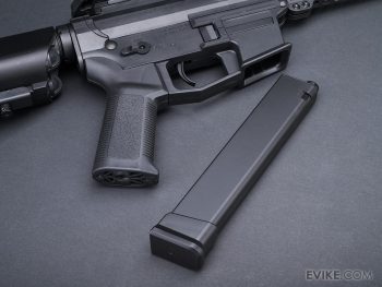 Rifle AEG EMG x Angstadt Arms UDP-9 PCC con Batería y Cargador para Airsoft - Imagen 8